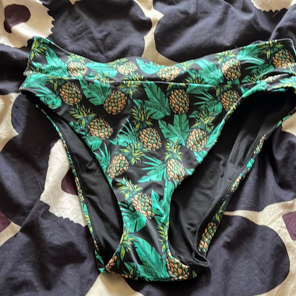 Me Undies Swim High-Waist Cheeky Bikini Bottom XL